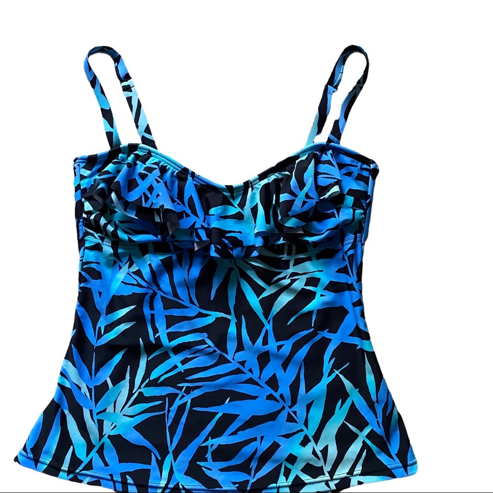 Island Escape Tropical Print Tankini Top